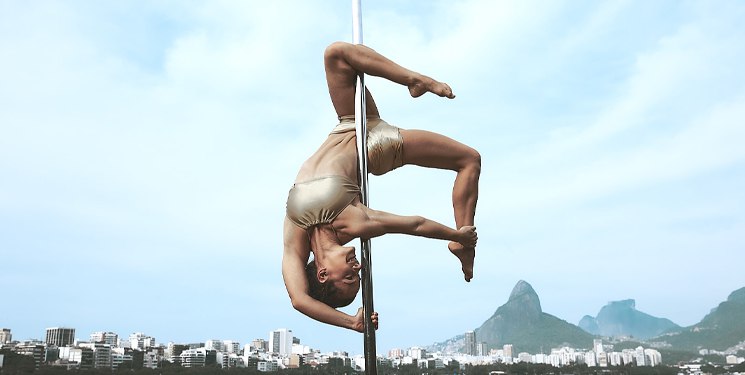 pole immersion